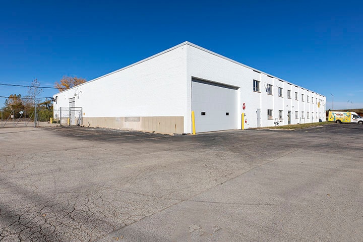 More Photos Of 770 Larsen Ln, Bensenville Unknown For Lease