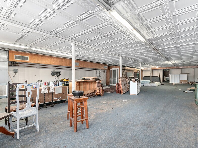 More Photos Of 505 Main St, Canton Storefront Retail Office For Sale