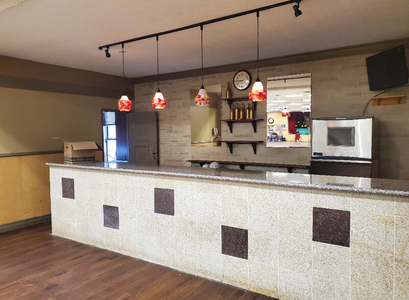 More Photos Of 120 S Napoleon Ave, Columbus Religious Facility For Sale