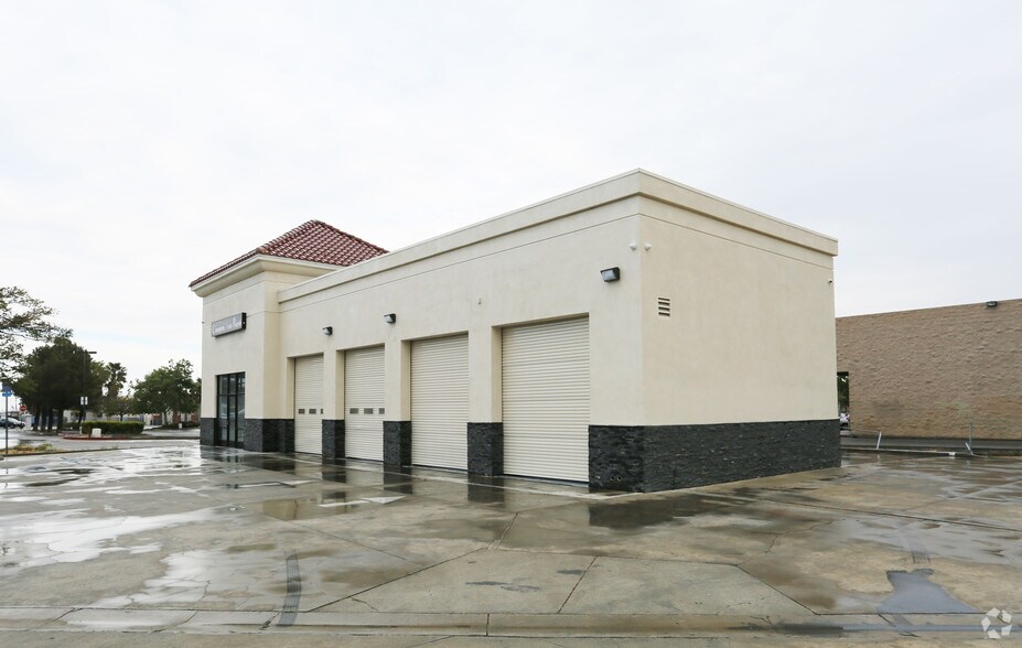 More Photos Of 202 E Palmdale Blvd, Palmdale Auto Repair For Lease