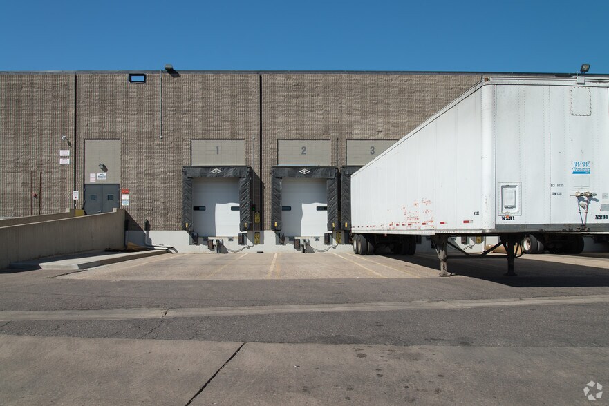 More Photos Of 13331-13333 E 37th Ave, Denver Warehouse For Lease