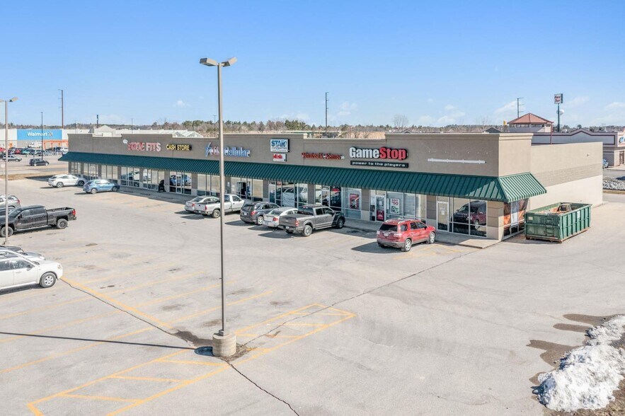 More Photos Of 224 W McCoy Blvd, Tomah General Retail For Sale