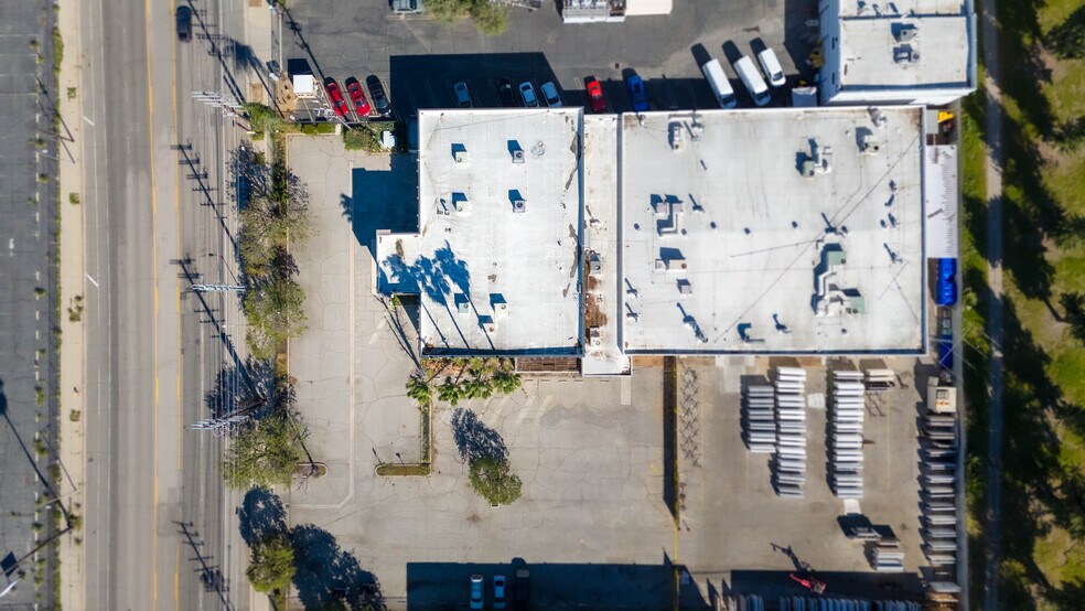 More Photos Of 9036 Winnetka Ave, Northridge Loft Creative Space For Lease