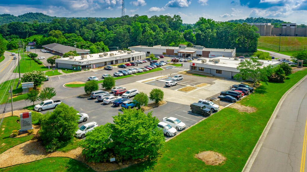 More Photos Of 1506 N Thornton Ave, Dalton Medical For Lease