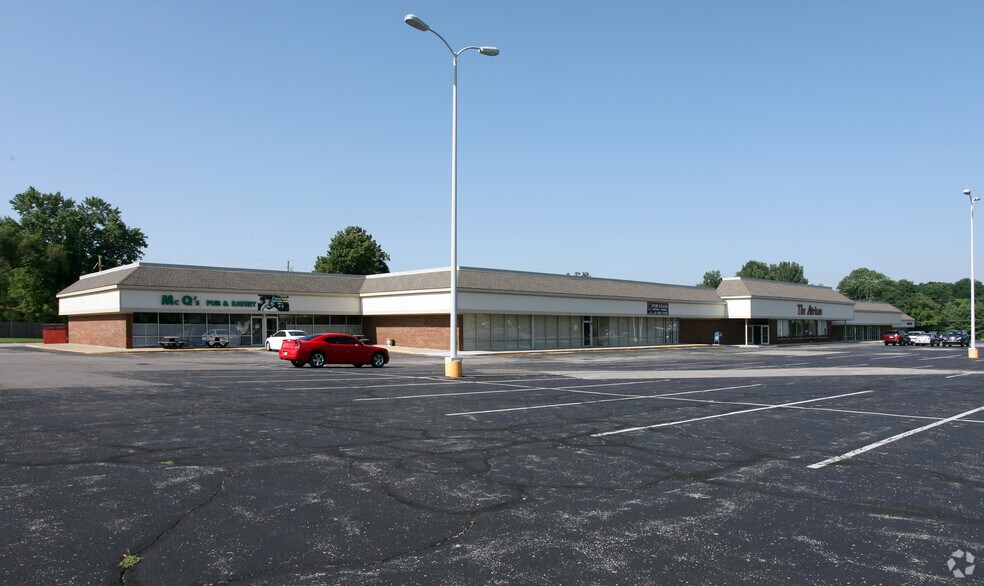 More Photos Of 3121-3149 E Thompson Rd, Indianapolis Unknown For Lease