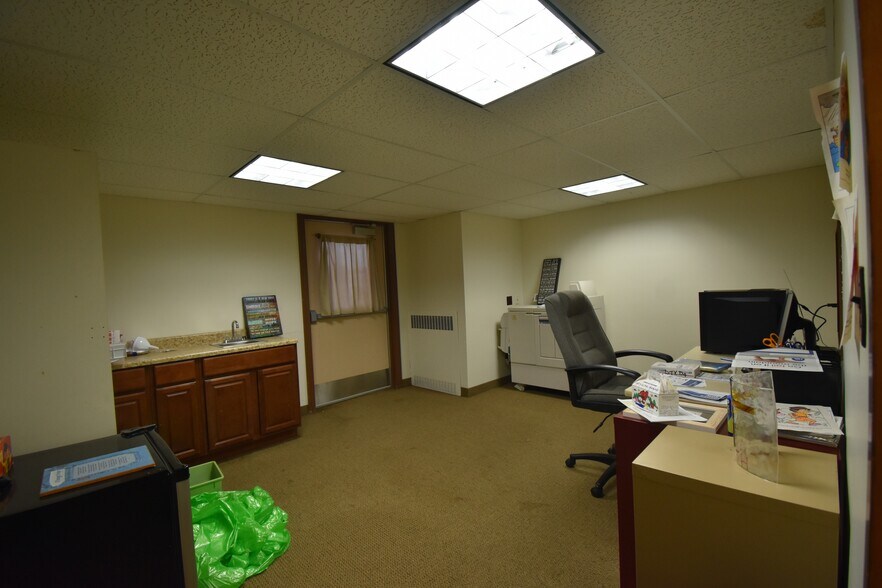 More Photos Of 2905 S Commerce Rd, Wolverine Lake Religious Facility For Lease