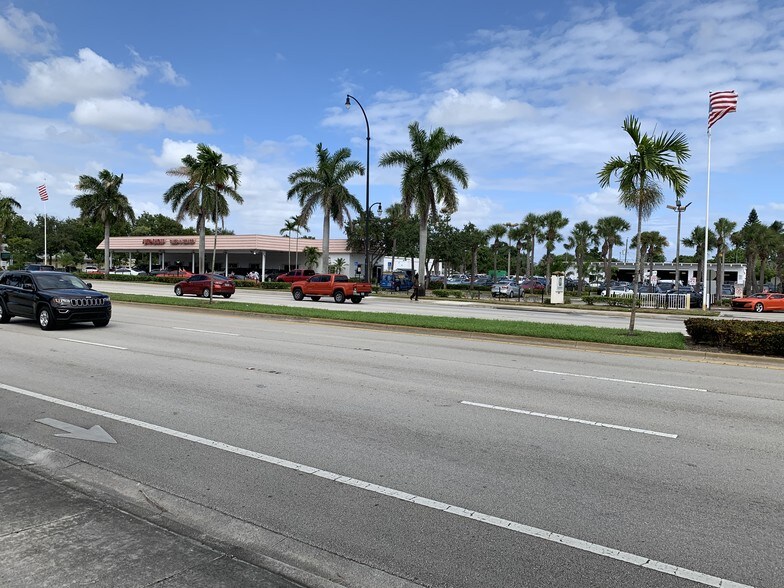 More Photos Of 420-440 S State Road 7, Plantation Auto Dealership For Sale