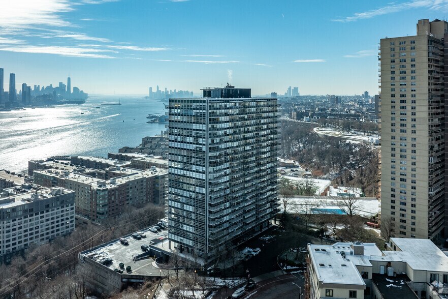 More Photos Of 6050 Kennedy Blvd E, West New York Apartments For Sale