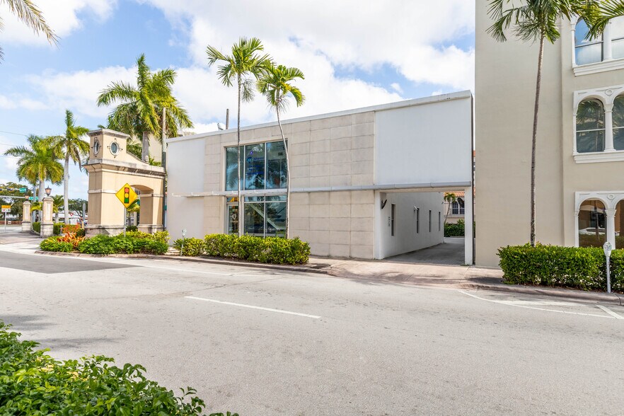 More Photos Of 811 Ponce De Leon Blvd, Coral Gables Medical For Sale