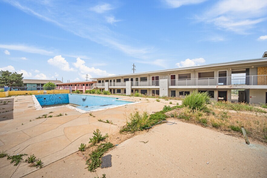 More Photos Of 2001 N Hudson Ave, Pueblo Hotel For Sale
