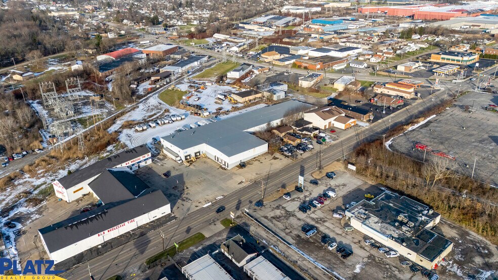 More Photos Of 112 S Meridian Rd, Youngstown Warehouse For Lease