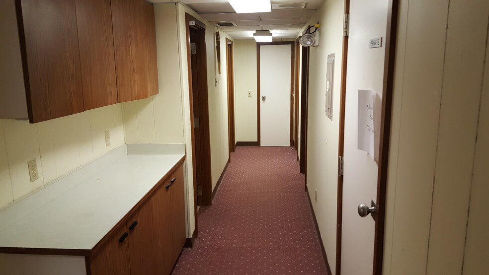 More Photos Of 190 Greenbrook Rd, North Plainfield Medical For Sale