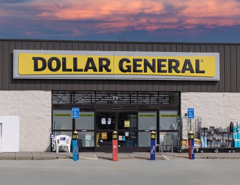 More Photos Of 201 N Emerald Rd, Greenwood General Retail For Sale