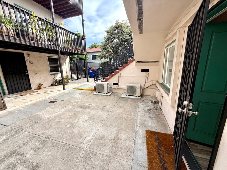 More Photos Of 2438-2446 India St, San Diego Apartments For Sale