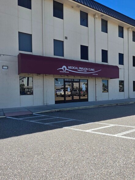 More Photos Of 2525 Harbor Blvd, Port Charlotte Medical For Lease