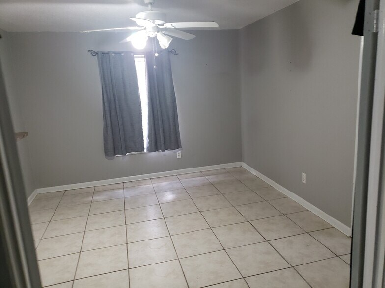 More Photos Of 801 154th Ave, Vero Beach Schools For Sale