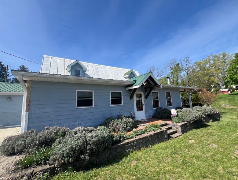 More Photos Of 5189 Rockwood Rd, Dublin Lodge Meeting Hall For Sale