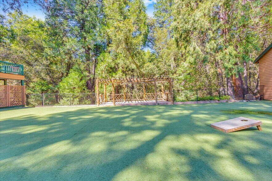 More Photos Of 22732 Middle Camp rd, Sonora Hotel For Sale