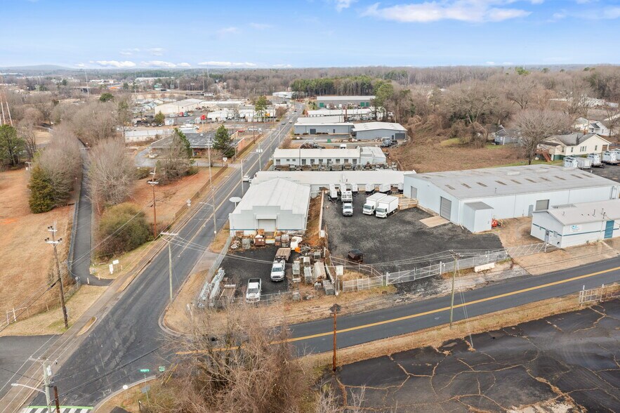 More Photos Of 802 Dr Martin Luther King Jr Way, Gastonia Industrial For Sale