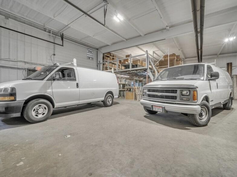 More Photos Of 4018 12th St NW, Canton Light Manufacturing For Sale