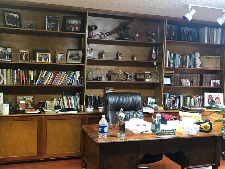 More Photos Of 55 E 18th St, Antioch Religious Facility For Sale