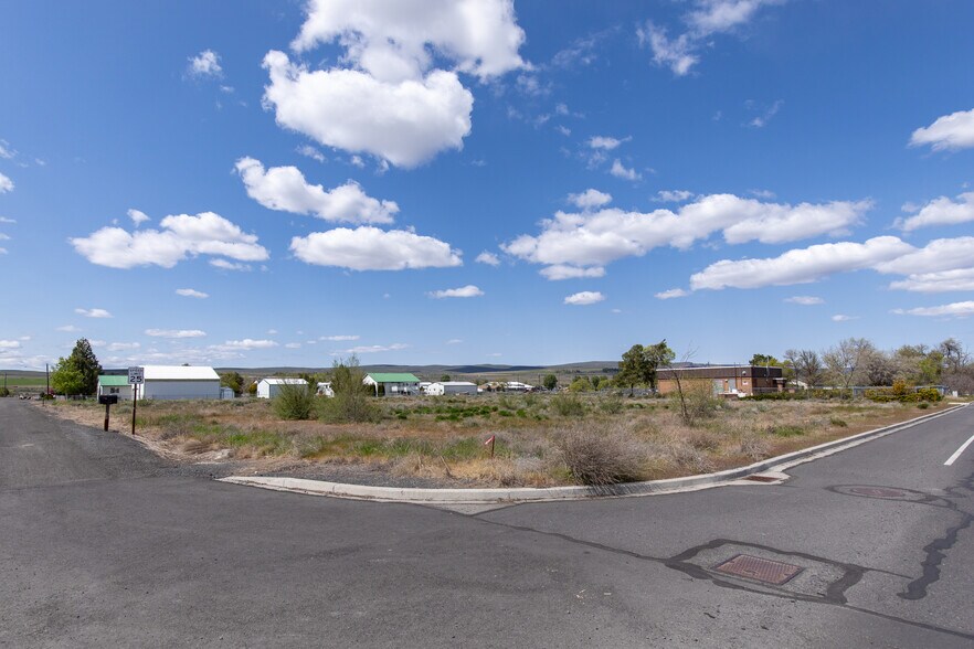 More Photos Of 400 S Division St, Soap Lake Land For Sale