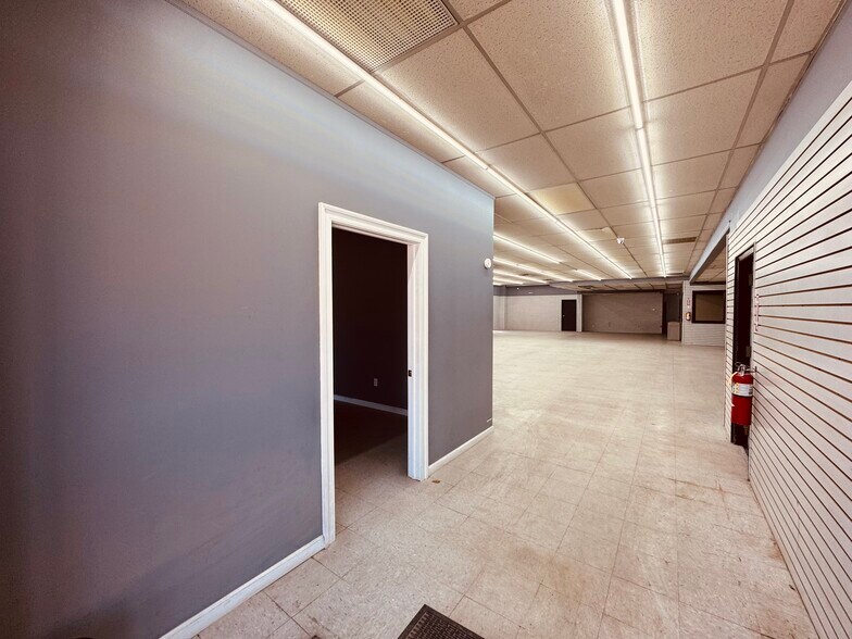 More Photos Of 309 Denton Ave, New Hyde Park Industrial For Lease