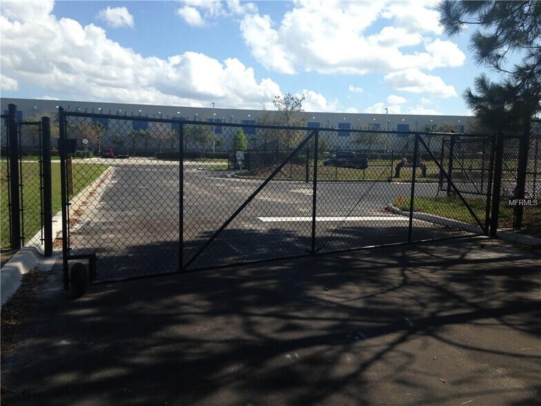 More Photos Of 857 Jetstream Dr, Orlando Land For Lease