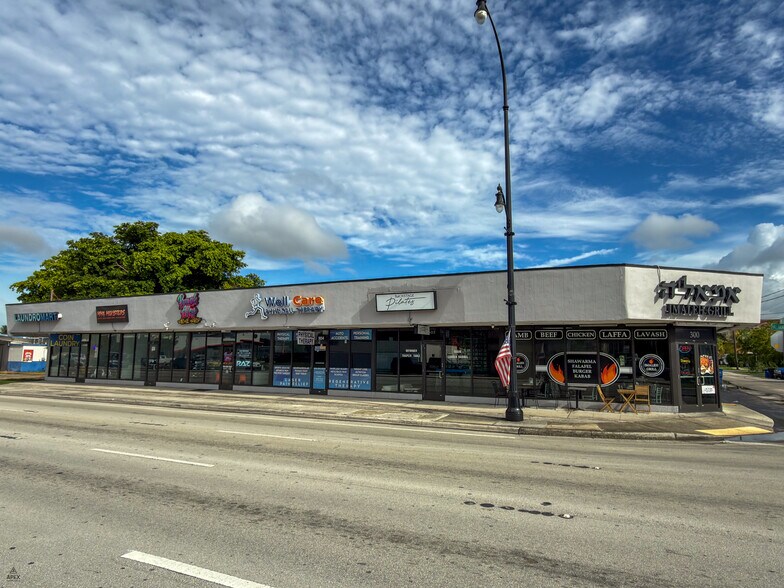 More Photos Of 300-310 W Hallandale Beach Blvd, Hallandale Beach Storefront Retail Office For Lease