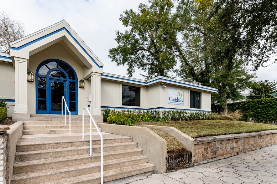 More Photos Of 2223 Oak St, Jacksonville Medical For Lease