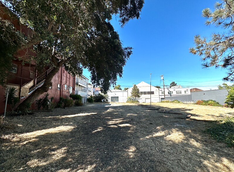 More Photos Of 900-906 Marin St, Vallejo Storefront Retail Residential For Sale