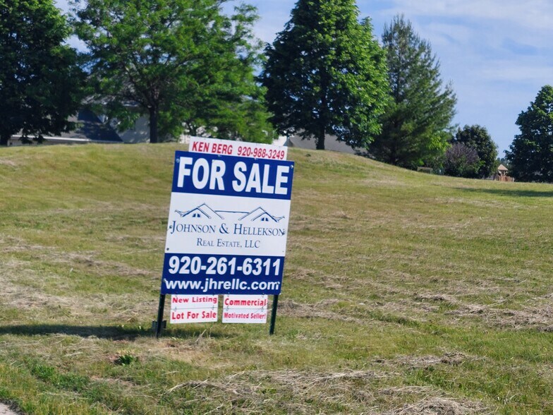 More Photos Of 1310 Memorial Dr, Watertown Land For Sale