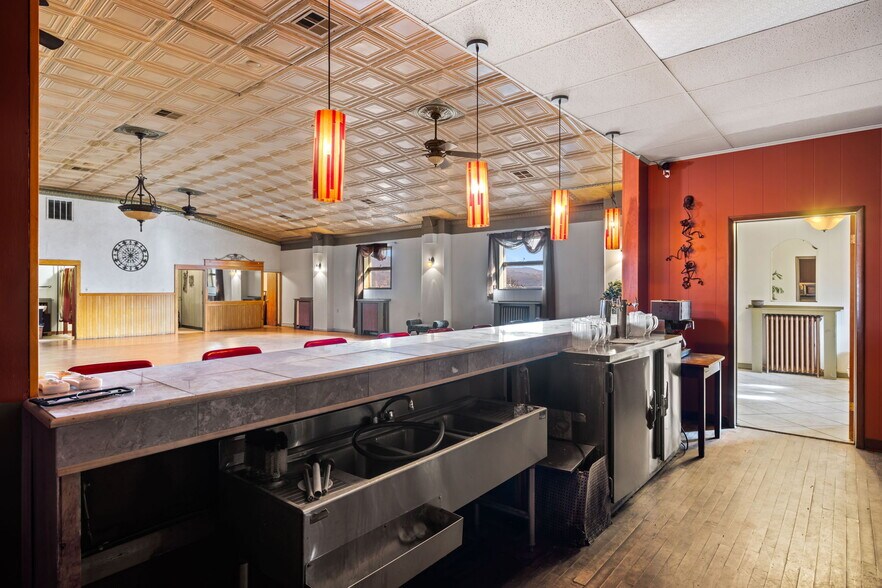 More Photos Of 1000 W State St, Coal Township Restaurant For Sale