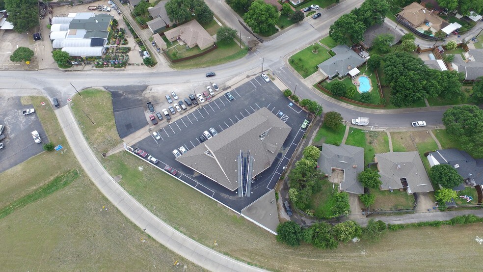 More Photos Of 10505-10527 Church Rd, Dallas Medical For Lease