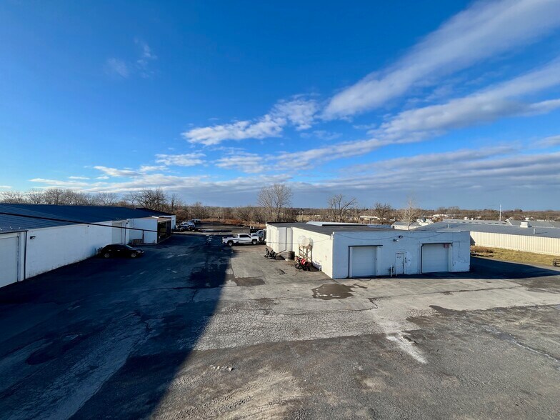 More Photos Of 1819 Lemoyne Ave, Syracuse Manufacturing For Lease