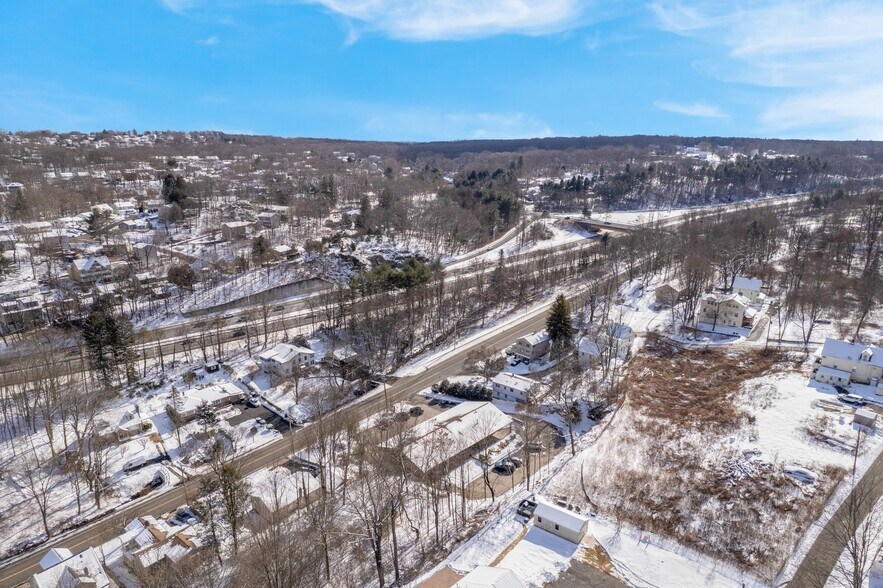 More Photos Of 215 Bridgeport Ave, Shelton Storefront Retail Office For Lease