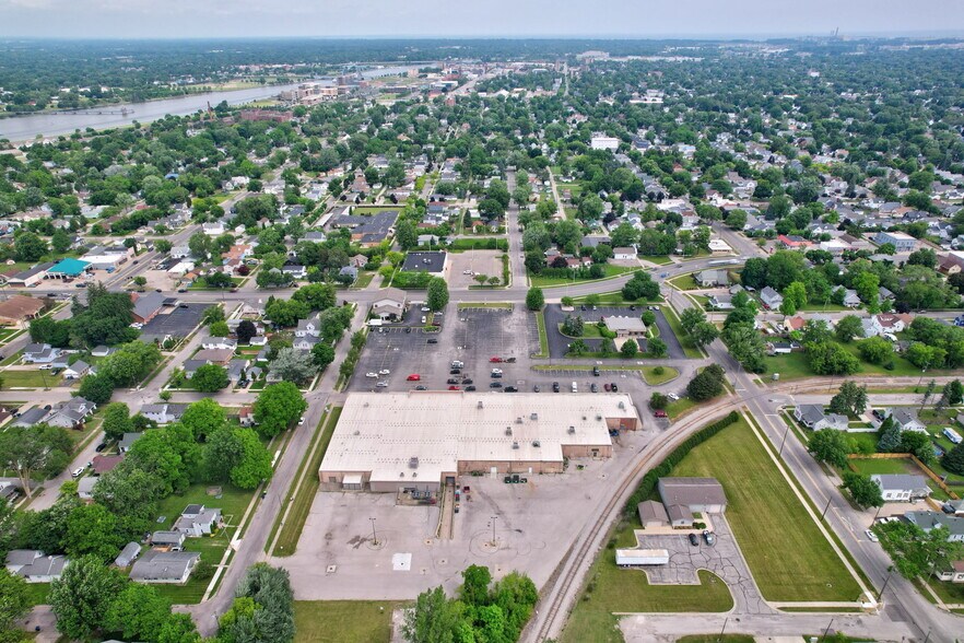 More Photos Of 900-1000 Lafayette Ave, Bay City Unknown For Lease