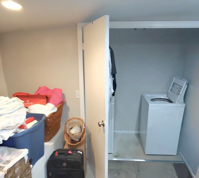 More Photos Of 25583 Spring Dr, Hayward Multifamily For Sale