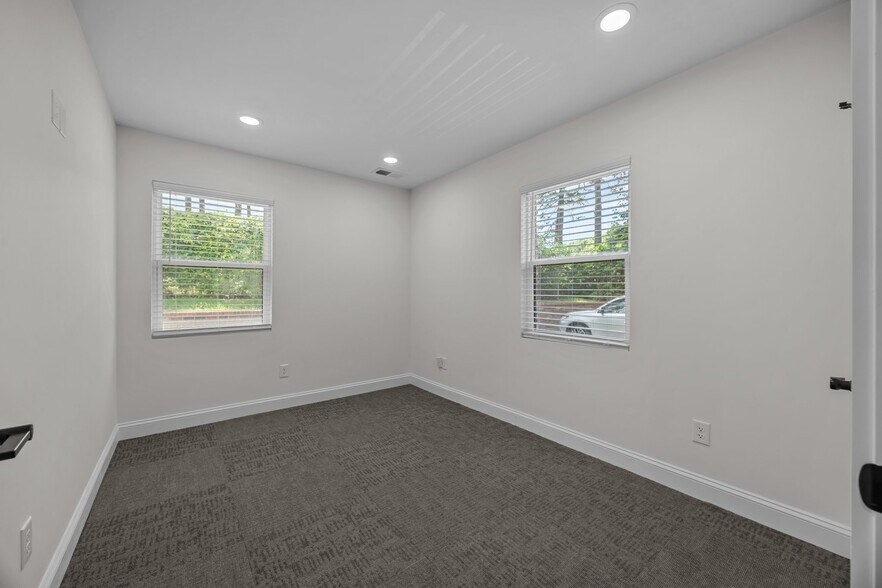 More Photos Of 421 Statesville Blvd, Salisbury Loft Creative Space For Lease