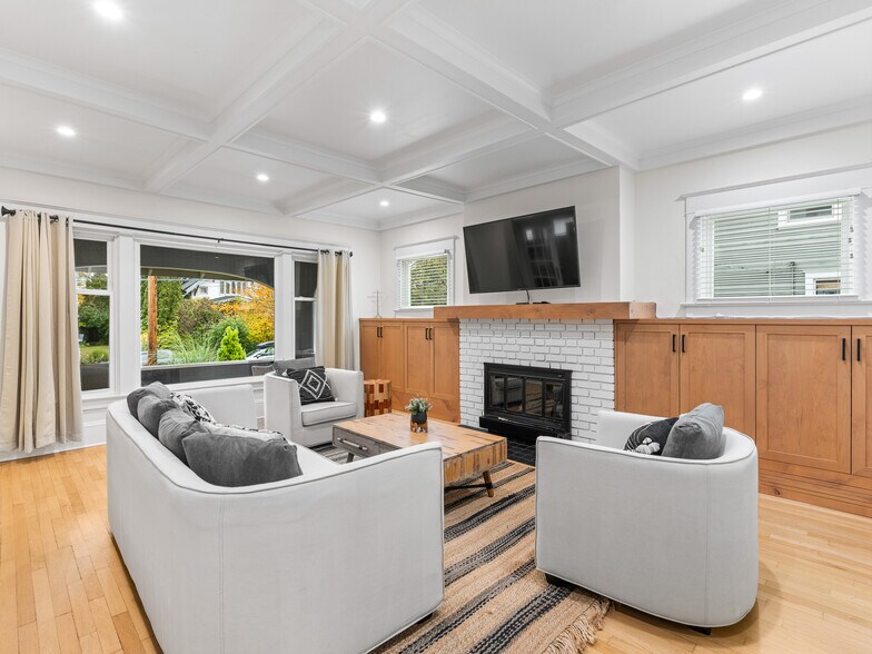 More Photos Of 3415 NE 41st Ave, Portland Multifamily For Sale