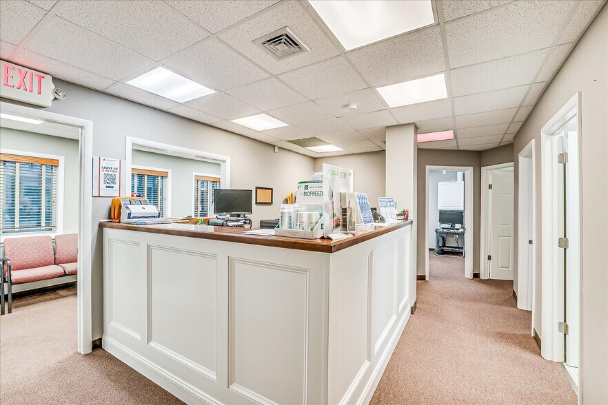 More Photos Of 72 Highway 27, Edison Medical For Sale