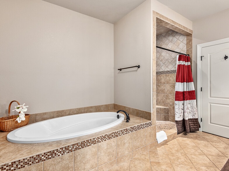 More Photos Of 355 Johnson Dr, Canton Specialty For Sale