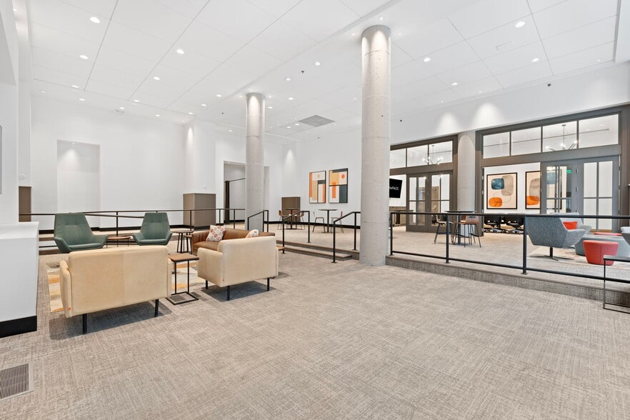 More Photos Of 360 Saint Peter St, Saint Paul Apartments For Lease