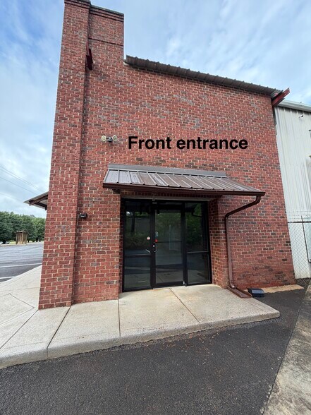 More Photos Of 3193 Lower Union Hill Rd, Canton Distribution For Lease