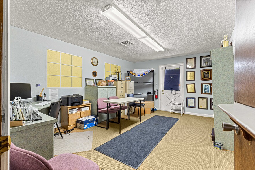 More Photos Of 484 Emerald Rd, Ocala Religious Facility For Sale