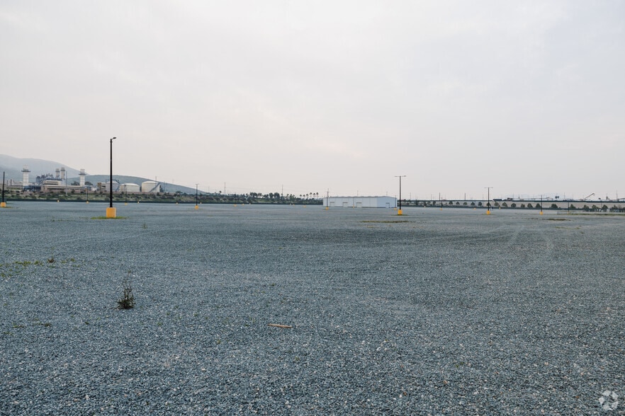 More Photos Of 9802 Lone Star Rd, San Diego Warehouse For Lease