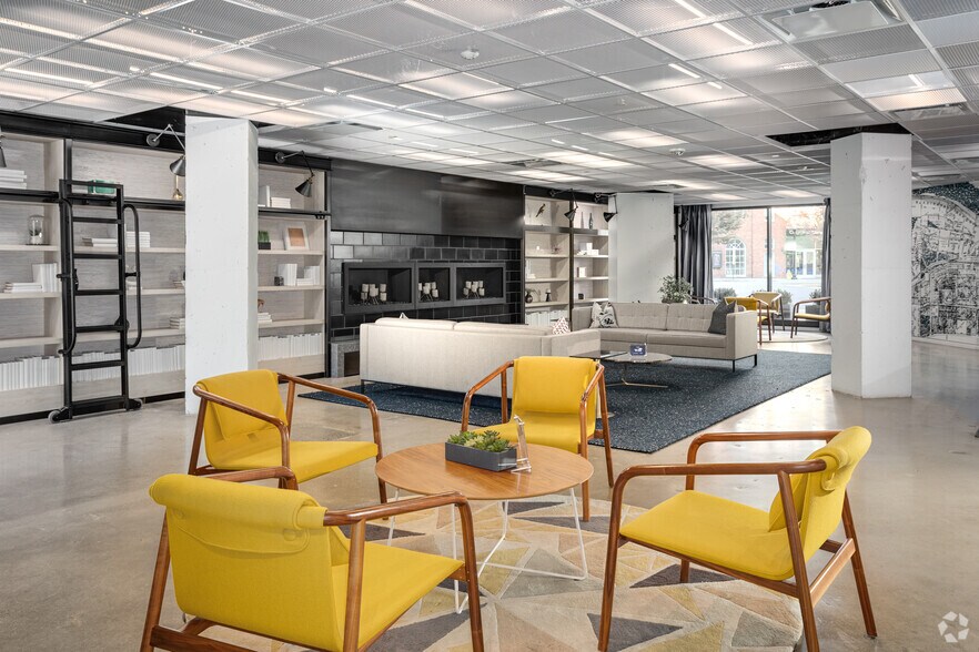 More Photos Of 3033 Wilson Blvd, Arlington Office For Lease