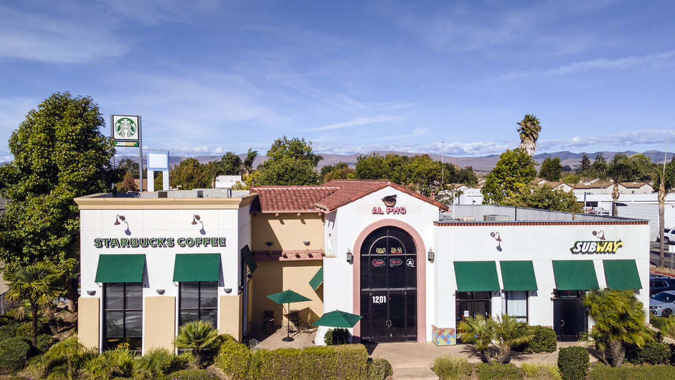 Primary Photo Of 1201 E Main St, Santa Maria Freestanding For Lease