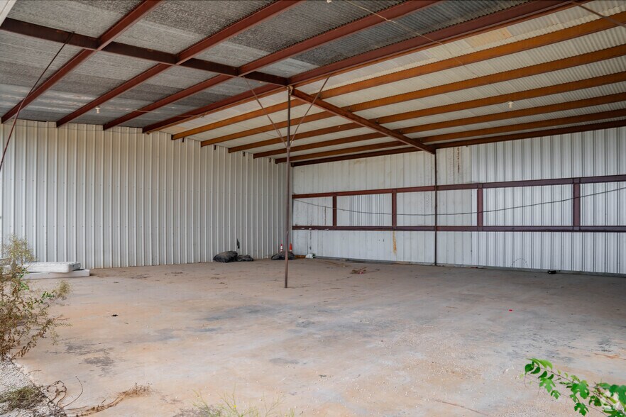 More Photos Of 20231 Pleasanton Rd, San Antonio Trailer Camper Park For Sale