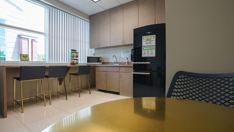 More Photos Of 8175 E Kaiser Blvd, Anaheim Coworking Space